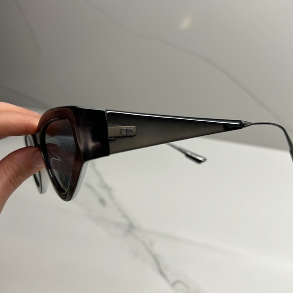 grey dior sunglasses - Picture 4 of 4